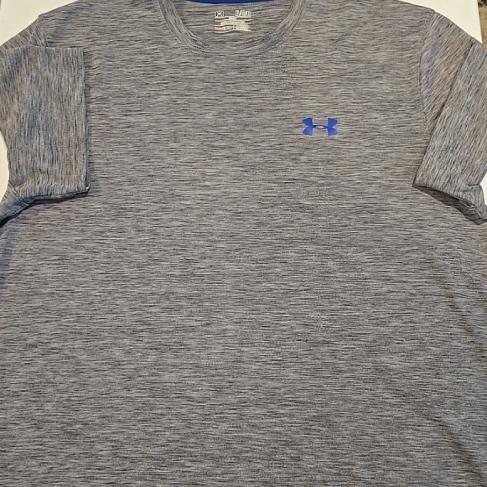 Under Armour Men's Performance Heatgear Heathered Gray T-Shirt with Blue Logo